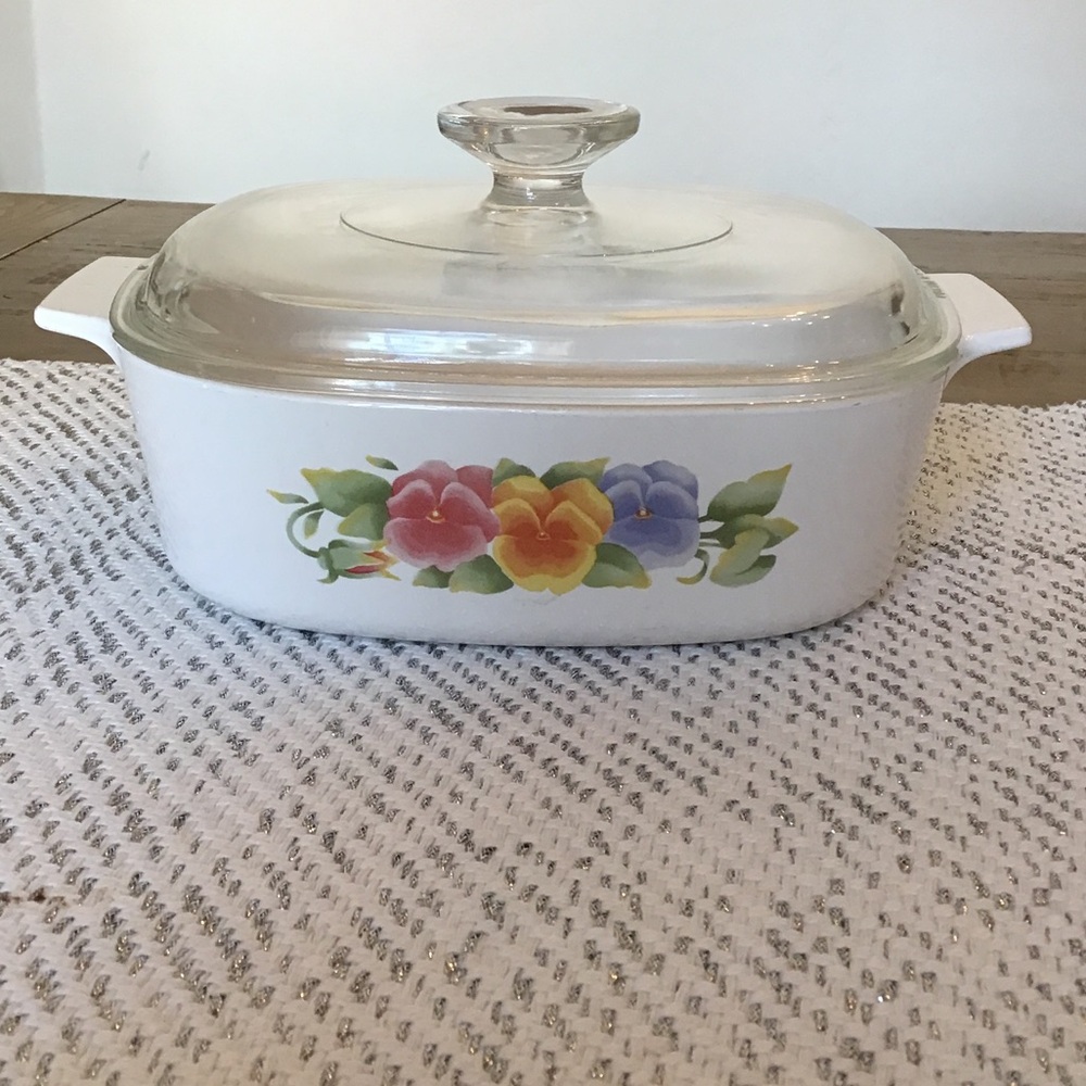 Vintage Corning Ware Summer Blush casserole dish with cover.